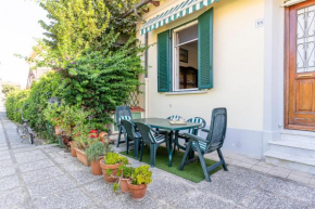 Charming Apartment near the Sea with Patio!